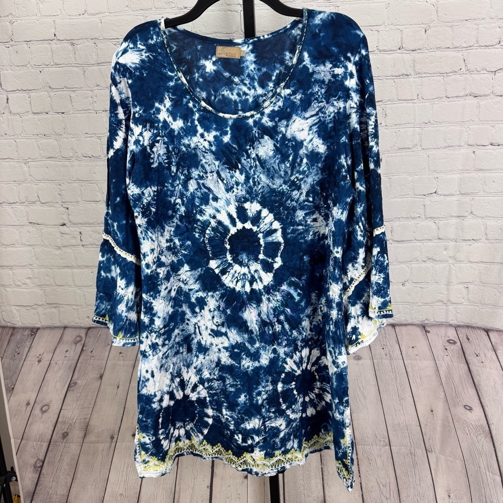 Skemo Blue and White Tie Dye Bell Sleeve Swim Cover Up/Dress Size Medium